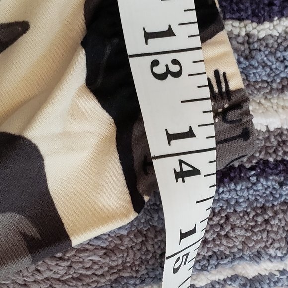 Cuddly With Cats Leggings - Picture 6 of 8